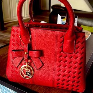 Red small hand bag with matching wallet